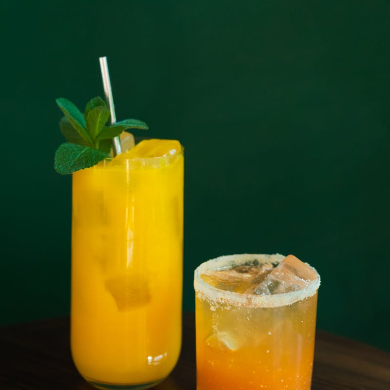 Bright fruit tea energy